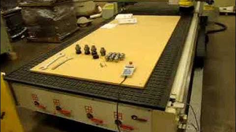 MultiCam CNC Router MG207 5x16 Table