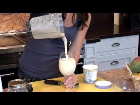 Mango Lassi: Raw food recipe