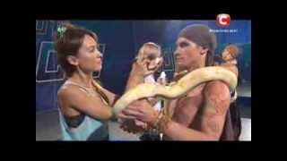 Танцуют все 6 сезон -Восточный танец со змеей Олег 15.11.2013