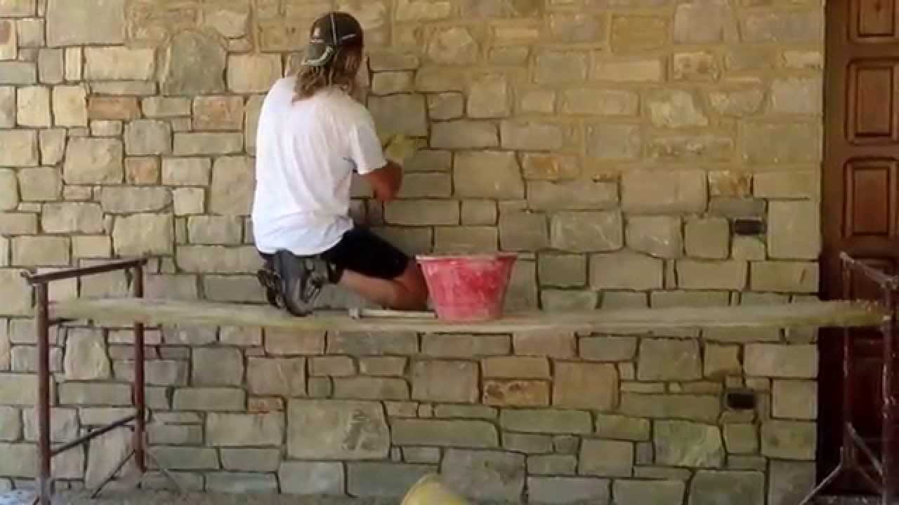 Lavoro in pietra di credaro a basso spessore posato a colla ...