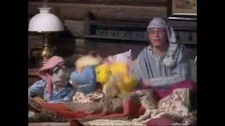 John Denver's "Grandma's Feather Bed" on the Muppet Show chords