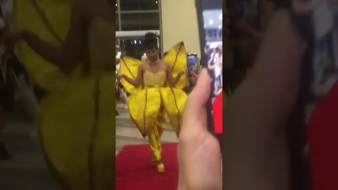 O-A | Odasha Flop | Drag Den PH Premiere Night red carpet