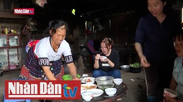 Lễ cúng cơm mới của người Mông ở Lai Châu