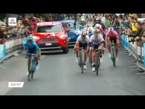 Video: Giro d'Italia 2019: Richard Carapaz gana la histórica Maglia Rosa tras la 21ª etapa de Verona