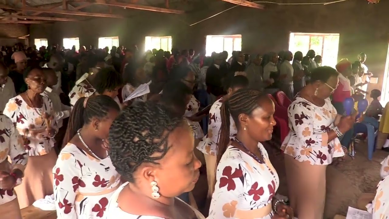 KWAYA YA MT. CLARA KWANGULELO WAKIINJILISHA MISUGHAA - SINGIDA