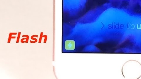 Cydia Tweak: Flash - Light sensitive flashlight shortcut