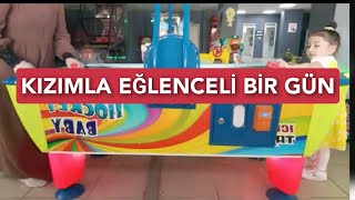 KIZIMLA EĞLENCE MERKEZİNDEYİZ 🌸🤍 KIZIMIN ÇANTASINDA NE VAR ☺️ #vlog