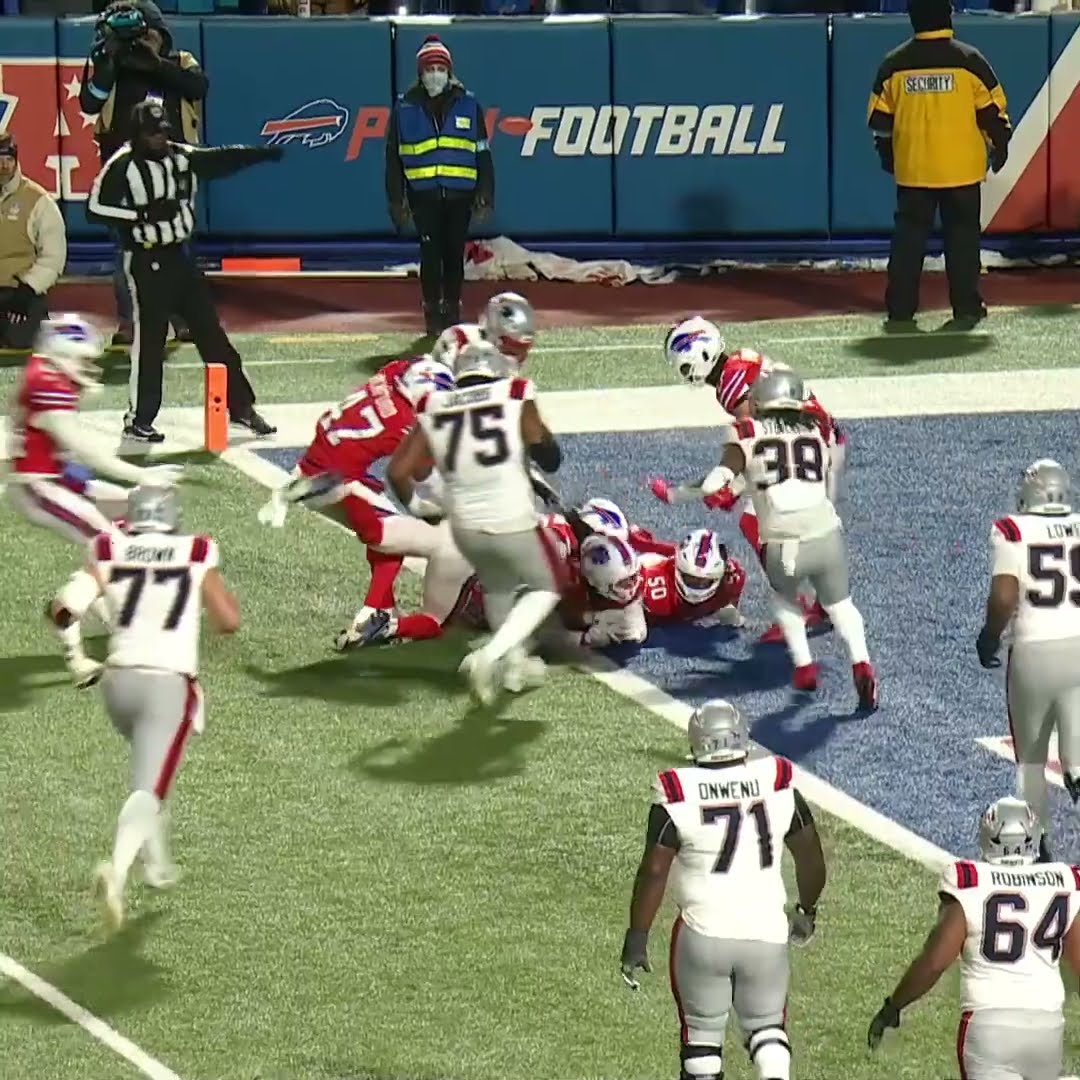 Taron Johnson with a Defensive Touchdown vs. New England Patriots
