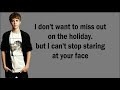 Justin Bieber -  Mistletoe ( Lyrics Video )