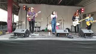 Bizou - call of the wild live at the flying burrito festival.