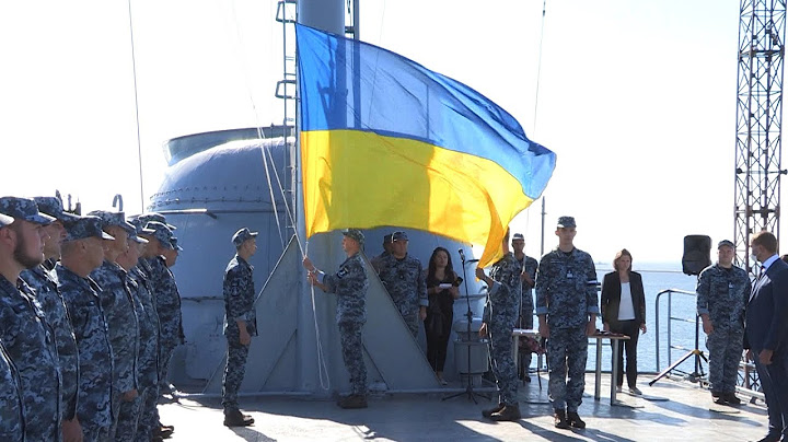Державний Прапор України урочисто підняли на пошуково-рятувальному судні «Донбас» у Маріуполі
