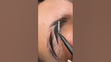 Brow lamination step 2🤌 #browlamination #brows #browshaping #trendingshorts #trending