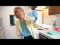 Making soap from olive oil and baking soda - at-home saponification with Nadia Korovina