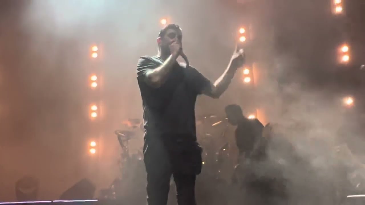 Beware - Deftones Live @ 2022 Spring Tour Albuquerque Front Row Center 4K 60fps