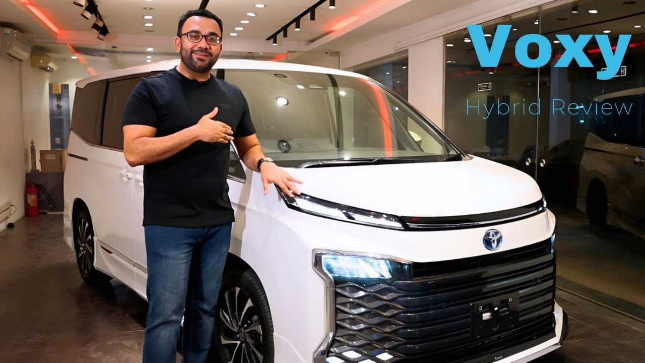 বাংলাদেশের জনপ্রিয় মাইক্রোবাস | New Voxy Hybrid Review
