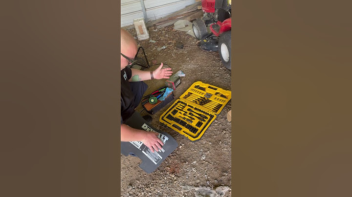 Been running this DeWalt rolling toolkit for a year now — watch to see pros and cons.