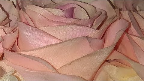 Keep Your  Relationship  Private, But Not A Secret