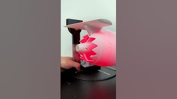 Creative desktop JetFan - equipped with a humidifier and red tail lights