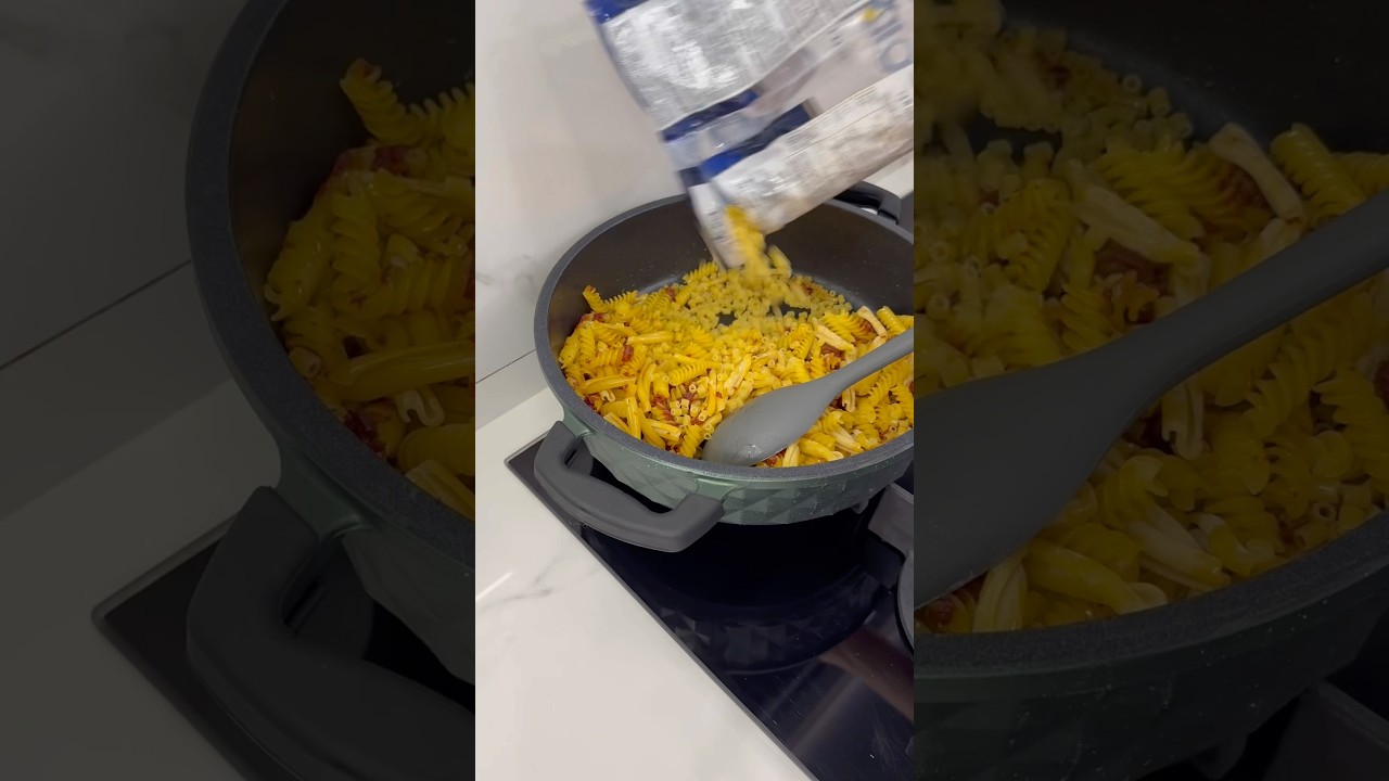 İtalya’nın henüz haberi yok ama rekor makarna 👀🍝 #yemektarifi #makarnatarifi#vlog #meze #reklamyok İtalya’nın henüz haberi yok ama rekor makarna 👀🍝 #yemektarifi #makarnatarifi#vlog #meze #reklamyok