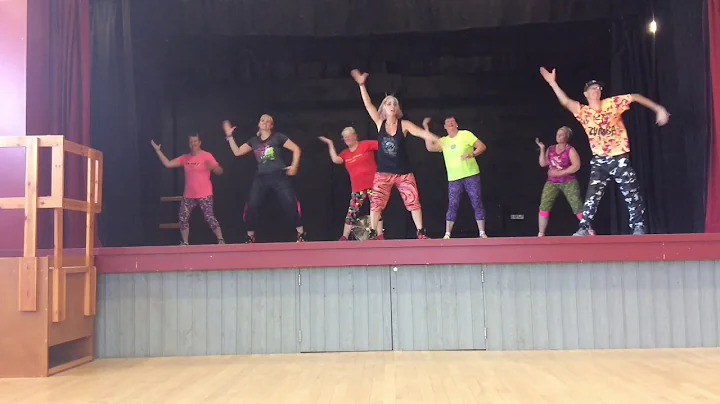 Zumba Gold Another One Bites the Dust - Queen ( Ta...