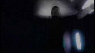 Anonymus - Un Pied Dans La Tombe