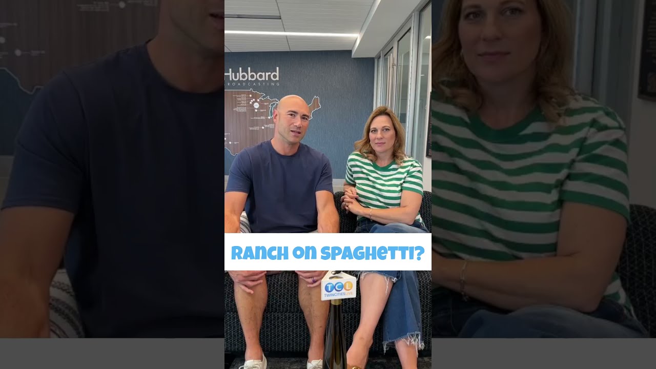 Ben Leber puts ranch on his spaghetti... would you try it? - YouTube