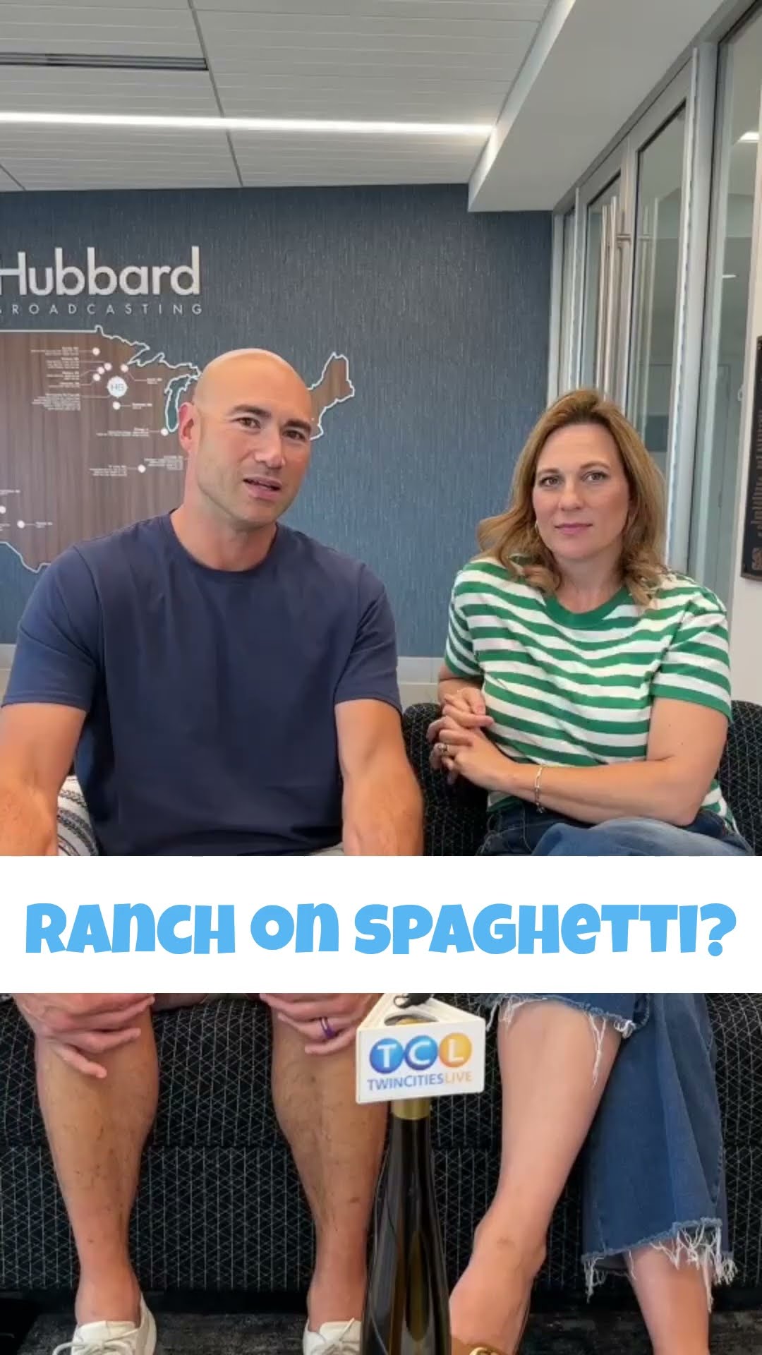 Ben Leber puts ranch on his spaghetti... would you try it? - YouTube