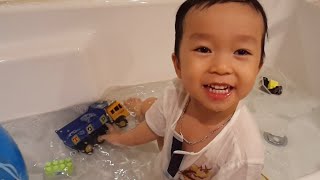 Baby Playing in the Bathtub with Disney Cars Toys Bath Ball Toys Train Dinosaurs toys by HT BabyTV