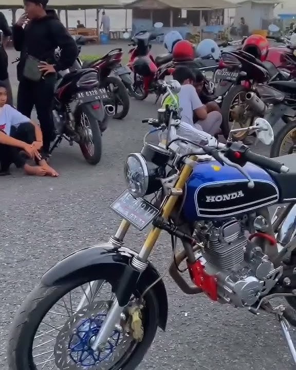 STORY WA CINEMATIC HONDA CB #shorts #storywa #motovlog