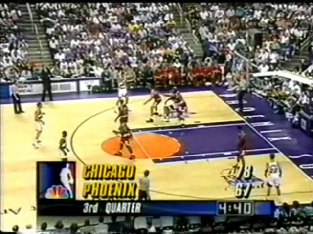 Finally played it! 1993 NBA Finals Michael Jordan's CHICAGO BULLS vs  Charles Barkley's PHOENIX SUNS via my JordanEra. More coming soon!  (spoiler: it was a killer series!) : r/NBA2k