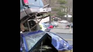 Geico like a good neighbor vine