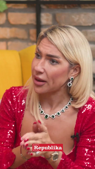 Kakav muškarac treba Jovani Jeremić #republikazabava #jovanajeremic #shorts