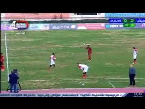 لحظة سقوط قذيفة هاون بالقرب من ملعب تشرين في منطقة البرامكة بدمشق