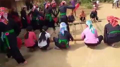 NHẢY SẠP ĐẶC SẮC NGƯỜI TÀY