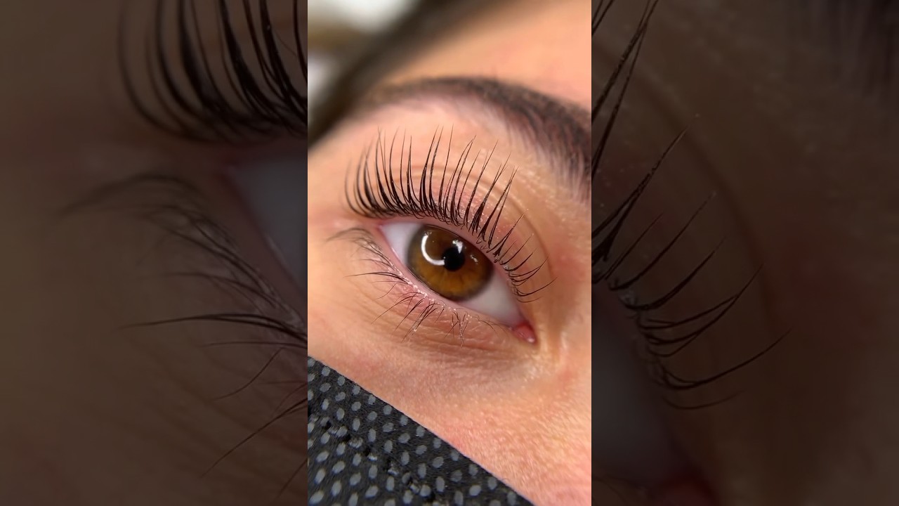 Such a big difference. Before and After for lash lift!!!🥰🥰🥰