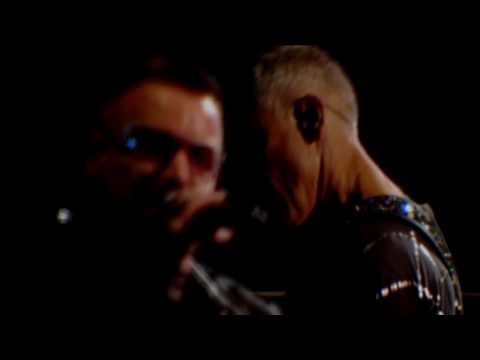 U2 360 - In a Little While live at the Rose Bowl (HD)