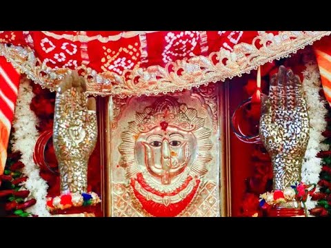  Teej Sindhara Bhajan  Queen Sati Dadi Rani sati giving bhajan hariyali teej 