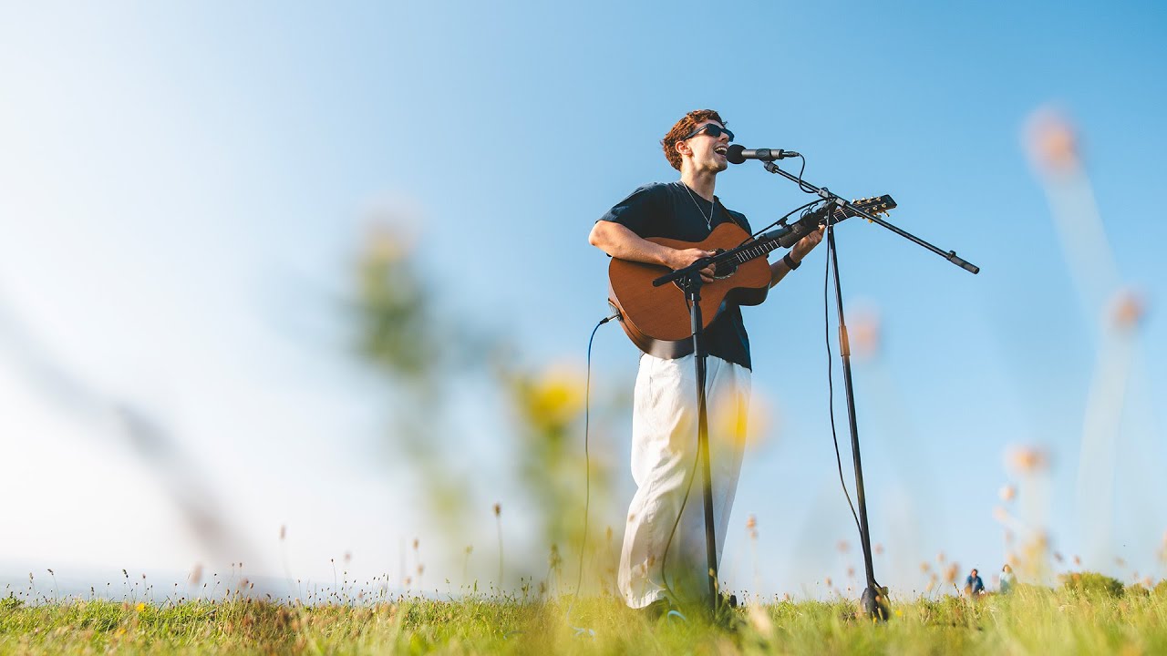 Alfie Neale - Waves (Southdowns Sessions) adlı videoyu YouTube'da izle Alfie Neale - Waves (Southdowns Sessions) adlı videoyu YouTube'da izle