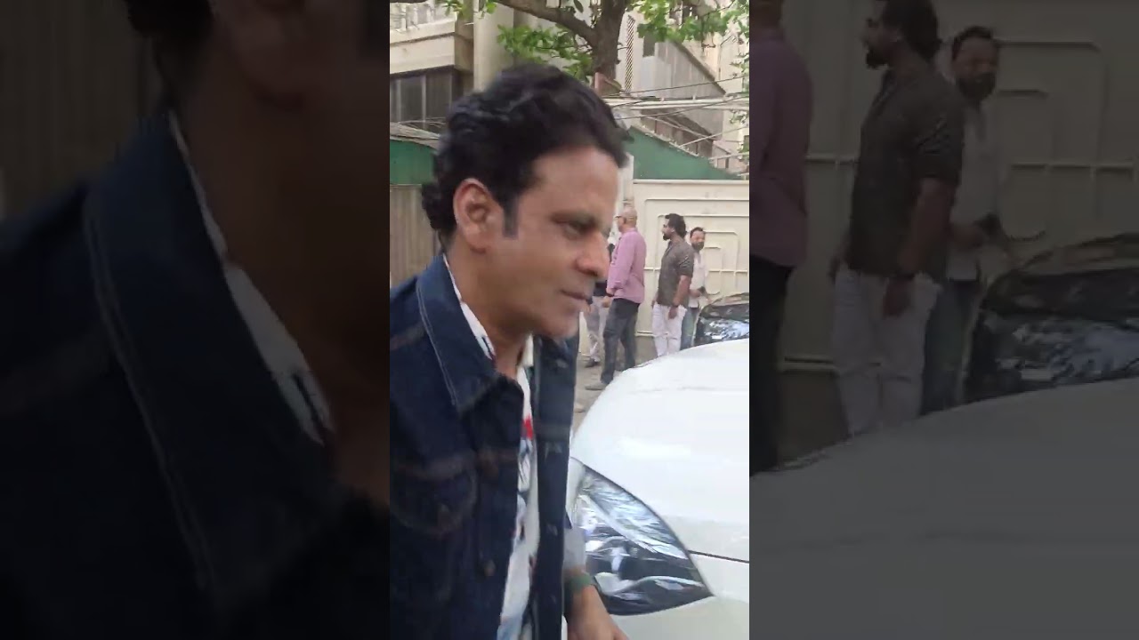 Manoj Bajpai spotted at Juhu Tara Road ❤️📷📷
