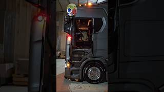 A beautiful Scania truck and trailer Volvo S60 #bisontransport #scaniatouring #luxurylifestyle #dafx