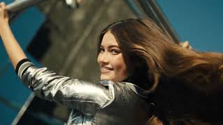 Garnier Fructis Sleek Shine 2019 Ad