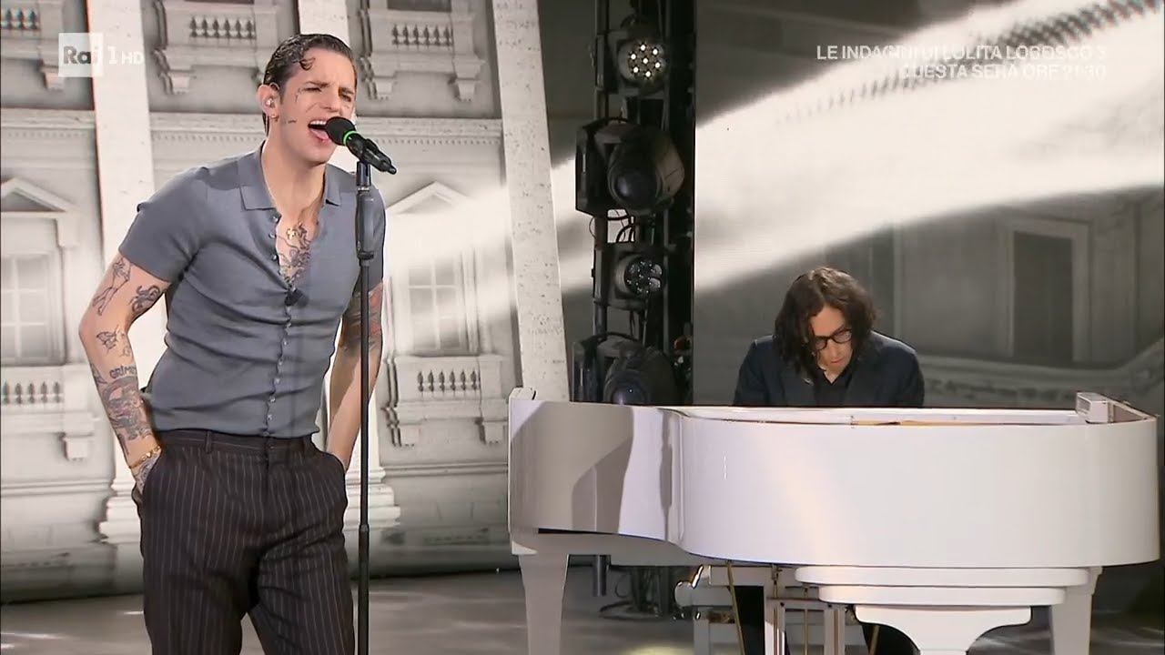 Achille Lauro canta il successo "Incoscienti giovani" -  Domenica In 11/05/2025