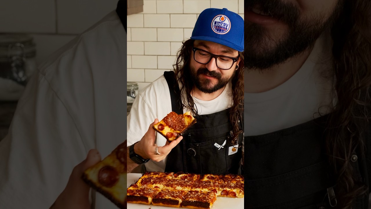 Detroit Style Pizza 🍕 #pizza #recipe #food