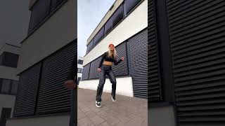 BEST SUMMER SHUFFLE GIRL ELECTRO DANCE MUSIC VIDEO 2026 ON A VIRAL TIKTOK SONG ❤️