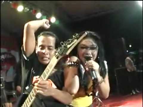 Ratna antika live