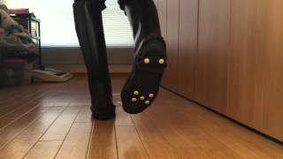 3 AIGLE START spike crushing スパイクソールを取り付けて、ペットボトル踏み潰し