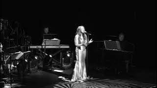 Download lagu Merah - Aku Tidak Punya Apa-apa