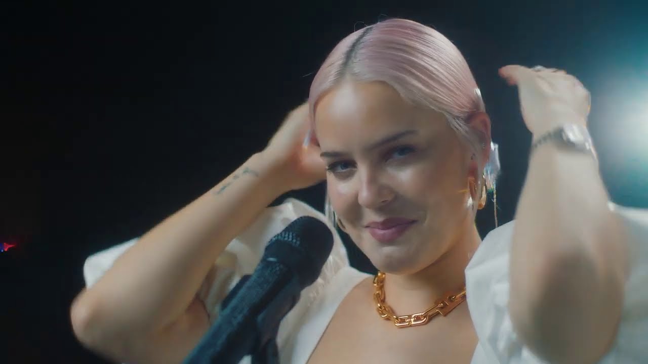 Anne-Marie - To Be Young [Performance Video]