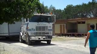 GoreSet Mobile Home Movers - Kerrville, TX - Moving a Double-Wide Mobile Home