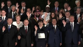 La foto di gruppo al G20 di Osaka: Trump, Putin, Xi e Bin Salman